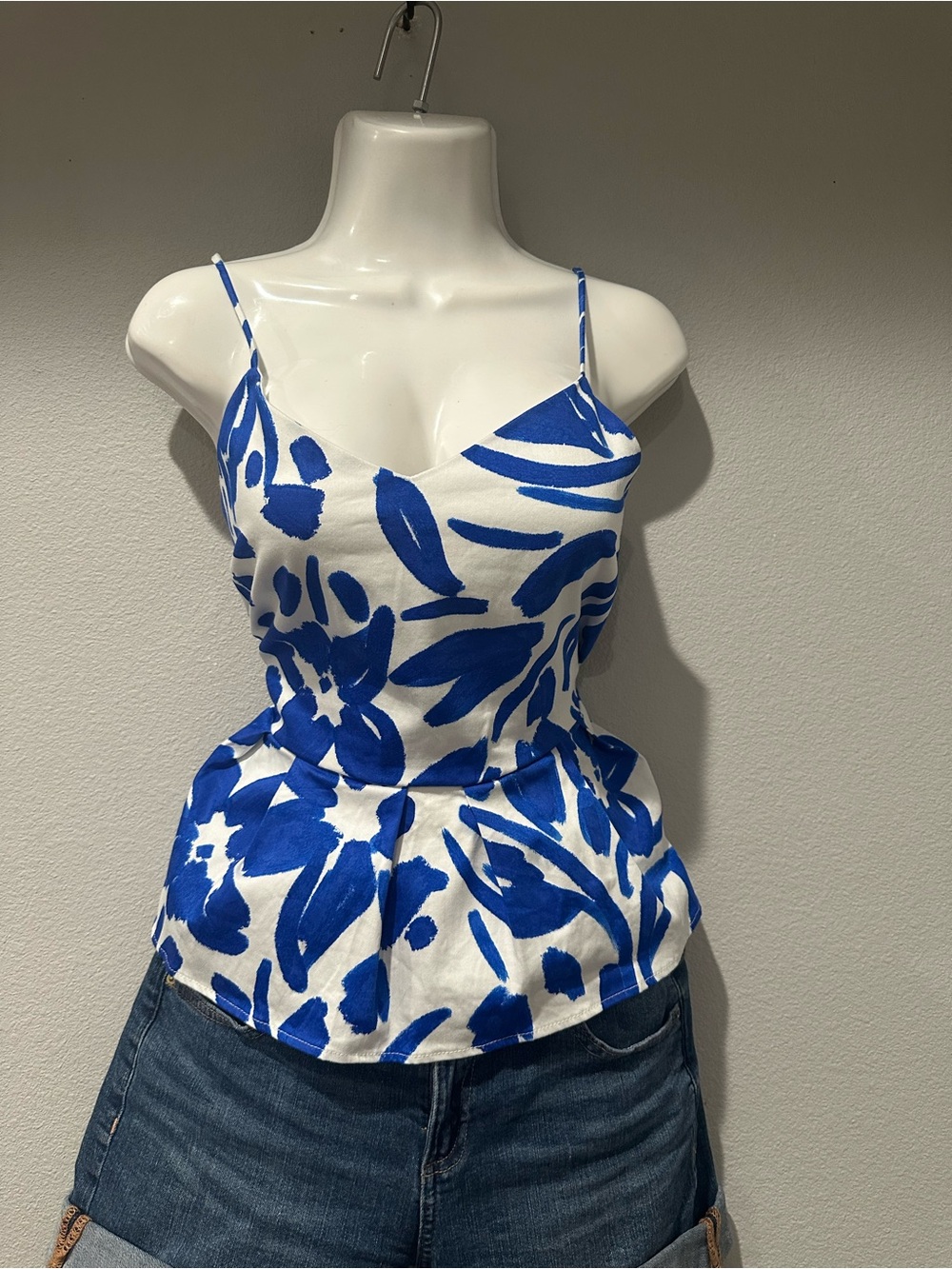 Monteau White Camisole with Bold Blue Floral Print